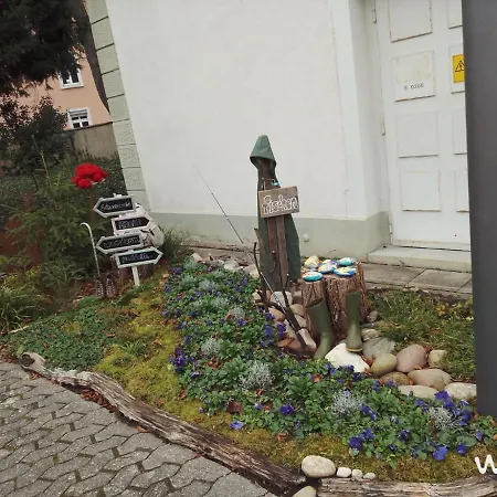 Schwarzwald Anna - Lena 44 *